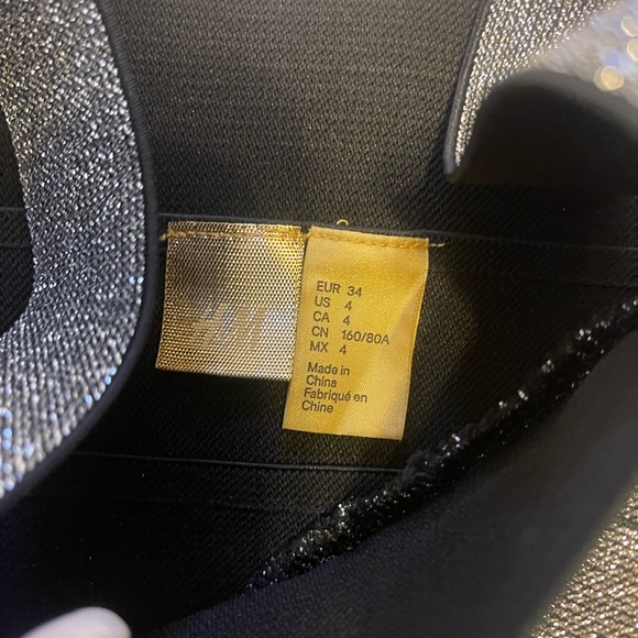 Shiny Silver Crop - Picture 3 of 3